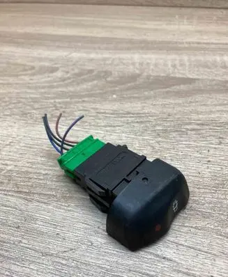 Renault Scenic I Central locking switch button 432970B