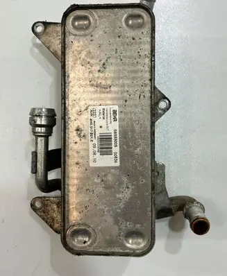 Audi A8 S8 D2 4D Engine oil radiator 4H0317021E | 68475634065315,346