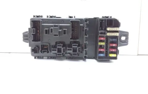 Mitsubishi Colt Fuse module MR228760 2323006072