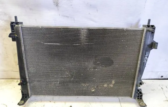 Alfa Romeo Giulietta Coolant radiator 50526637 884765000 884660500
