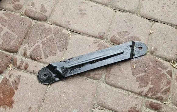 Opel Corsa F Muffler mount bracket/holder 9823516780-