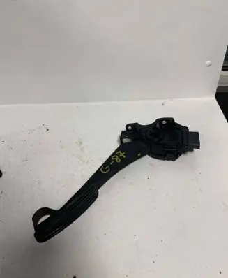 Volvo S60 Accelerator throttle pedal 30715175 6PV00954800 C95YE02