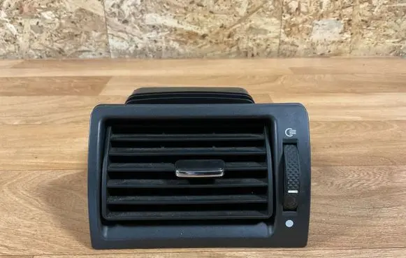Ford Mondeo Mk III Dashboard side air vent grill/cover trim 1201470