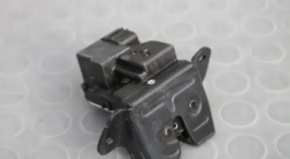 KIA Sportage Tailgate/trunk/boot lock/catch/latch 812303W000
