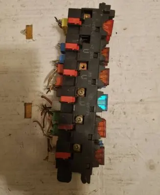 Mercedes-Benz C W202 Fuse module 106099203ZN