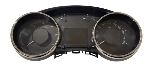 Peugeot 5008 Speedometer (instrument cluster) 9666276380 00237256 69189270U