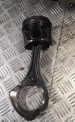 Mercedes-Benz C W204 Piston with connecting rod 0830923