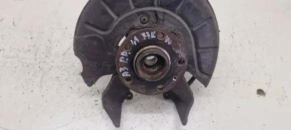 Audi A3 S3 8P Front wheel hub