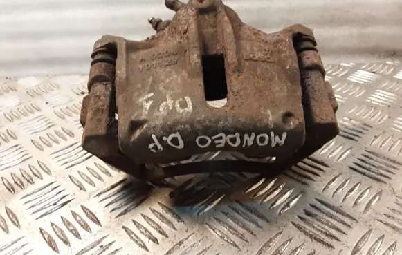 Ford Mondeo Mk III Front brake caliper