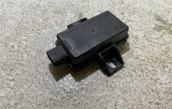 Dodge Challenger Tire pressure control unit 68219831AF 43392MH CCAB11LF5580T2