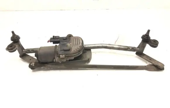 Front wiper linkage and motor