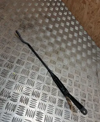 Opel Astra G Front wiper blade arm