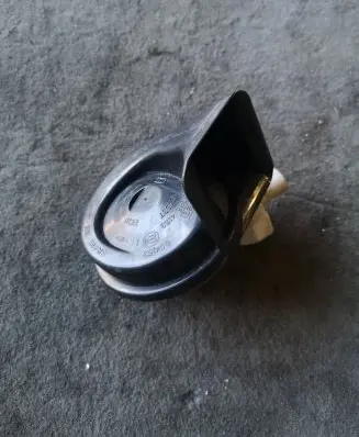 BMW 3 F30 F35 F31 Horn signal 7300976 6033FB6137 031014