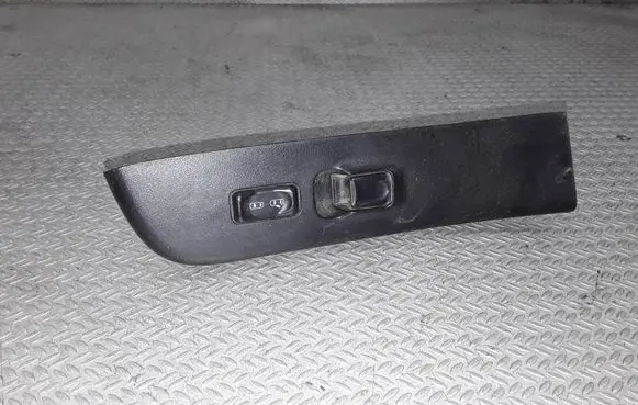 Opel Frontera B Electric window control switch 8971745852