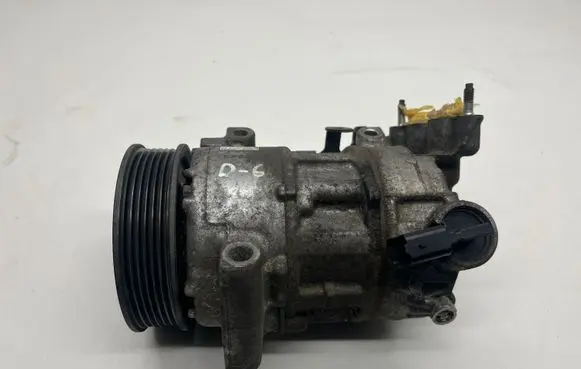 Peugeot 208 I Air conditioning (A/C) compressor (pump) 9675655880