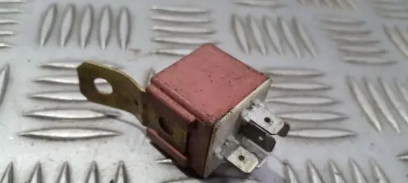 Renault Laguna I Other relay 12V25A03519