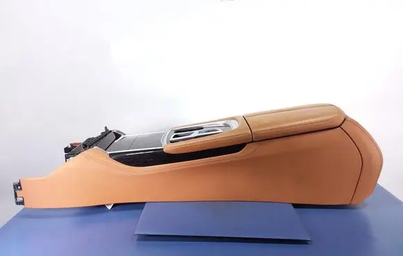BMW 7 G11 G12 Center console 
