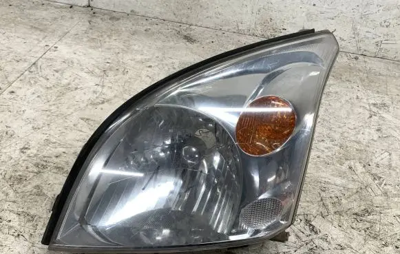 Toyota Land Cruiser (J120) Headlight/headlamp