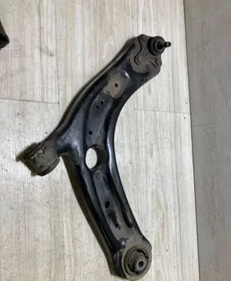 Audi Q3 F3 Front lower control arm/wishbone