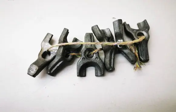 BMW 5 F10 F11 Fuel Injector clamp holder