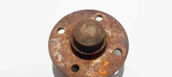 Nissan Primera Rear wheel hub