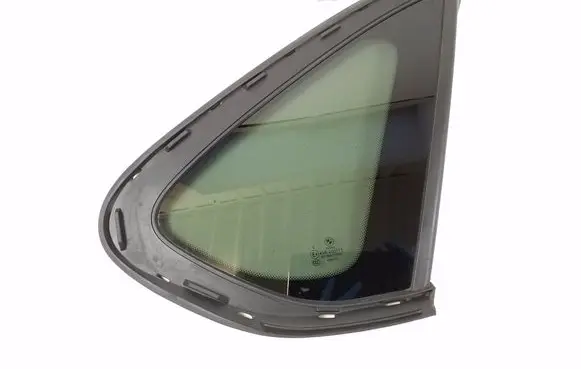 BMW 2 F45 Rear side window 7375192