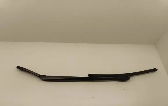 BMW 6 F06 Gran coupe Front wiper blade arm 7203156