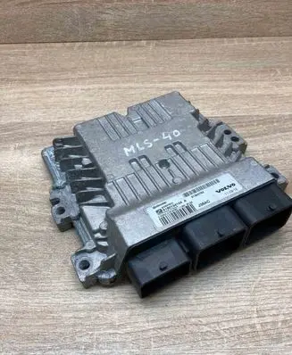 Volvo V50 Engine control unit/module ECU S180134104A 31355792