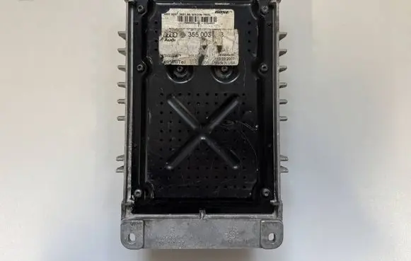 Audi RS4 B7 Sound amplifier 355003-008 07044031 13032007