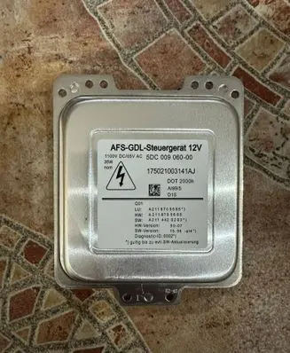 Mercedes-Benz E W211 Headlight ballast module Xenon 5DC00906000 175021003141AJ