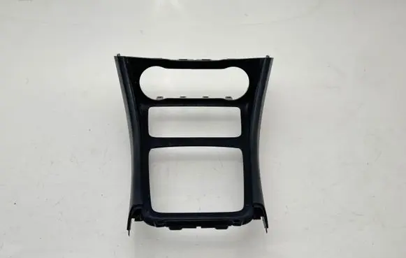 Mercedes-Benz GLA W156 X156 Center console A1766807200 176680700