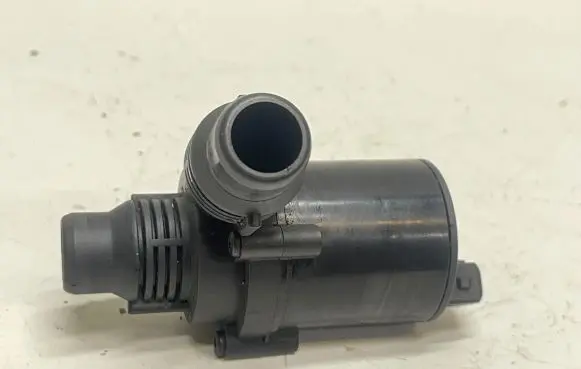 BMW 5 E60 E61 Electric auxiliary coolant/water pump 10378515 70207801 6917700