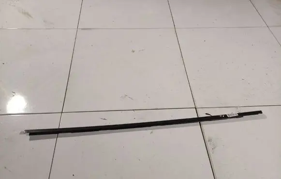 Mitsubishi Colt Front door glass trim molding 
