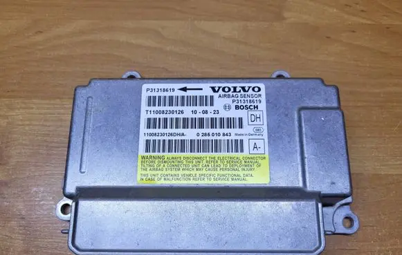 Volvo S60 Airbag control unit/module 31318619 0285010843 T11008230126