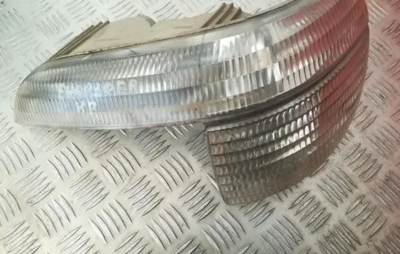 Ford Explorer Front indicator light F57D7820408CB F57D-7820408-CB