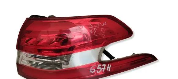 Peugeot 308 Rear/tail lights 9678093880
