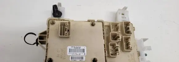 Toyota Corolla Verso AR10 Fuse box set 892210F010 83108W00 C9906NN3