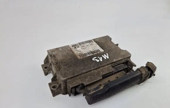 Lancia Y 840 Engine control unit/module 46480662 DGP27148 IAW16FEB