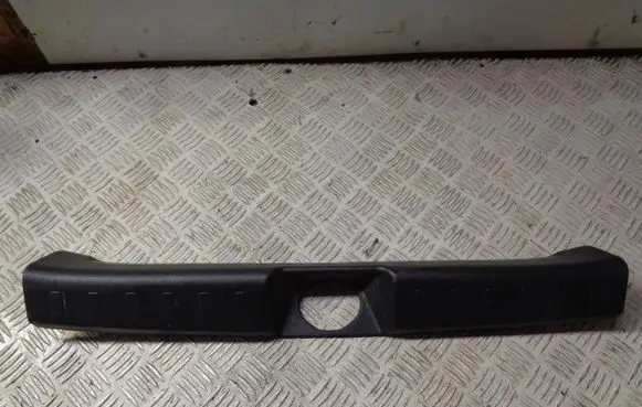 Mitsubishi Space Star Trunk/boot sill cover protection 7240A129ZZ