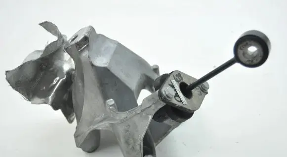 Audi Q7 4M Engine mounting bracket 4M0199307AF