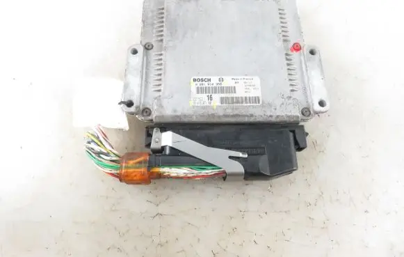 Citroen Xsara Picasso Engine control unit/module 9641607180 0281010358