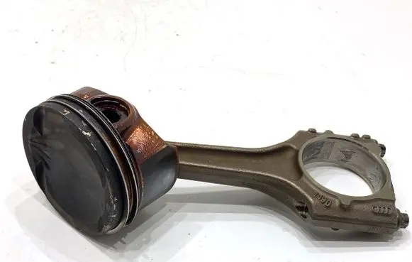 Volkswagen PASSAT B8 Piston with connecting rod 06LL