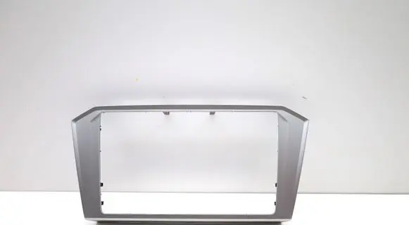 Volkswagen PASSAT B8 Radio/GPS head unit trim 3G8858069B