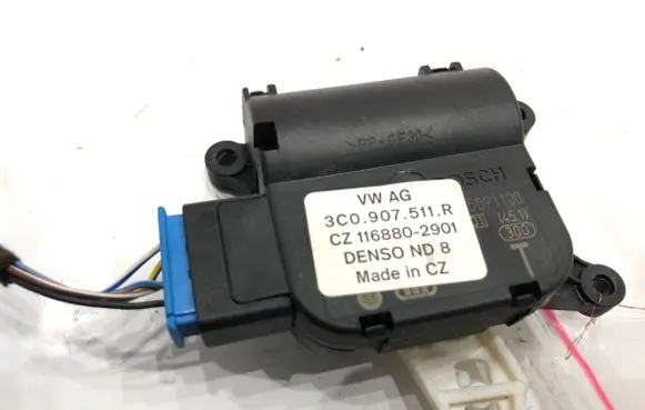 Volkswagen PASSAT CC Air flap motor/actuator 3C0907511R