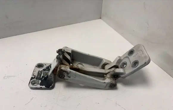 Volkswagen Crafter Loading door lower hinge A9067400237 9067400237