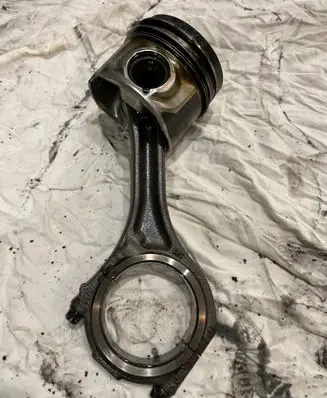 Audi A6 S6 C6 4F Piston with connecting rod