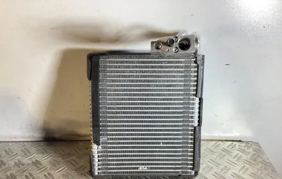 Air conditioning (A/C) radiator (interior)