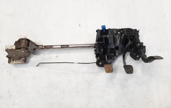 Renault Trafic III (X82) Clutch pedal mounting bracket assembly 80367096