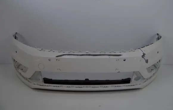 Volkswagen PASSAT B7 Front bumper 3AA807221C