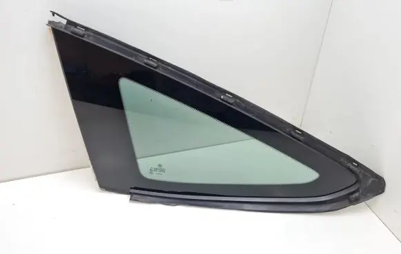 BMW 3 GT F34 Rear side window 4828515